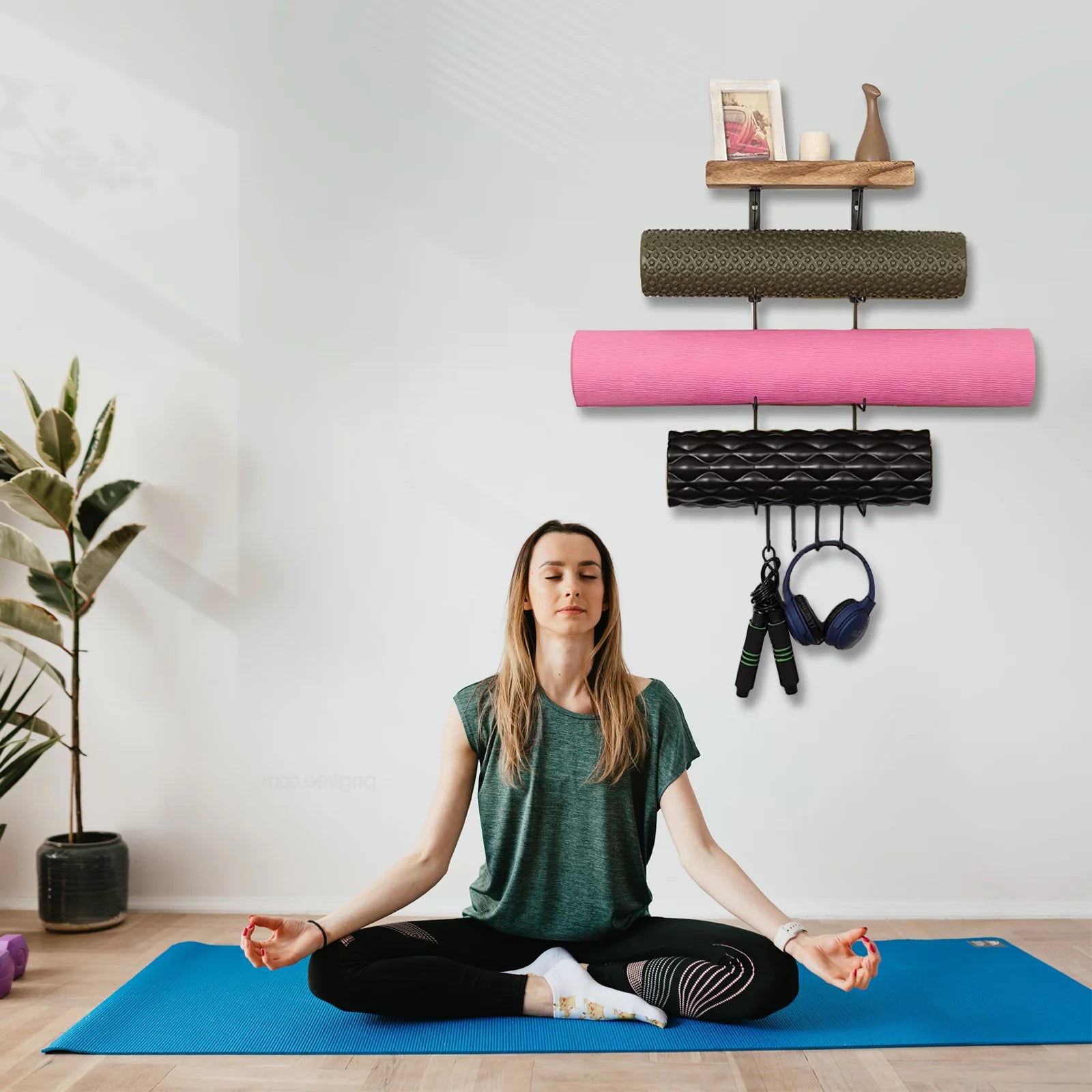 Yoga Mat Holder, Yoga Mat Storage Wall Mount Sturdy Yoga Mat Rack Organizer with 4 Hooks for Foam Roller Resistance Bands and Yoga Equipment Accessories at Home Gym